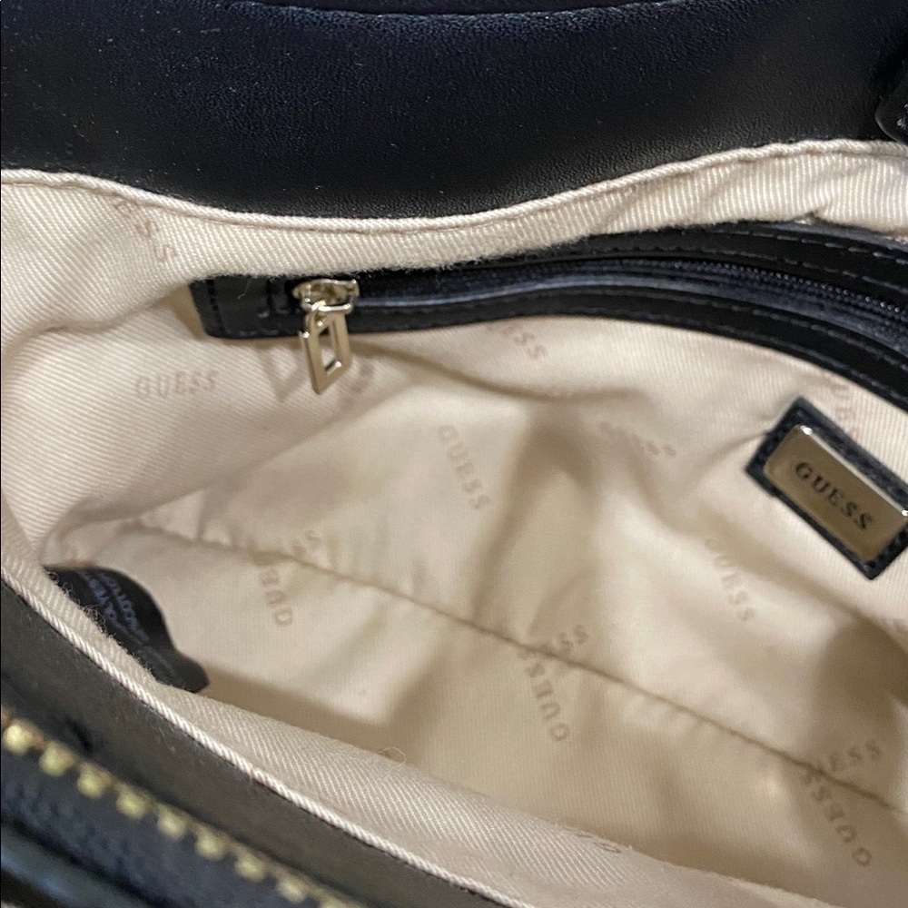 GUESS Black Women's Handbag - Picture 14 of 16